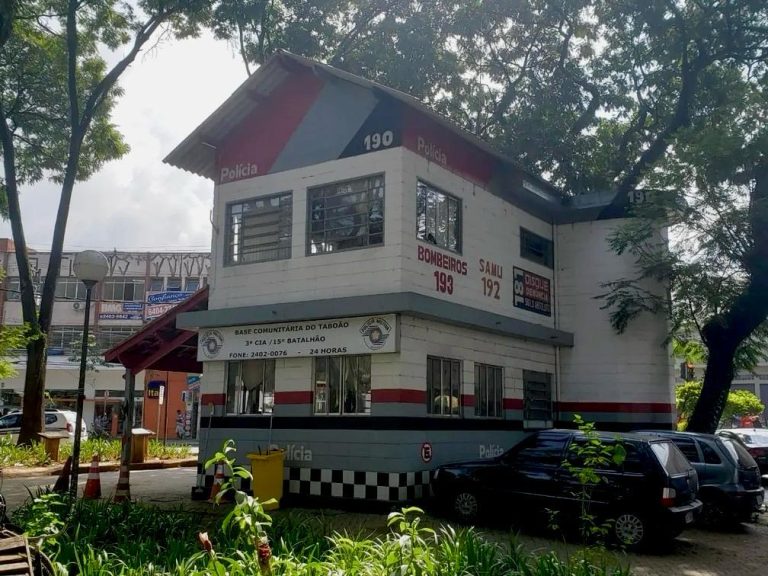 Um estudo recente sobre criminalidade e produtividade dos policiais militares na região da Praça Oito levantou a possibilidade da substituição da Base Comunitária de Segurança (BCS) por um modelo de policiamento móvel, mais dinâmico e com efetivo reforçado. A proposta, elaborada pelo Capitão da Polícia Militar Fulasi — principal responsável pela base local e autor do levantamento —, foi detalhada em entrevista exclusiva ao Radar de Notícias.